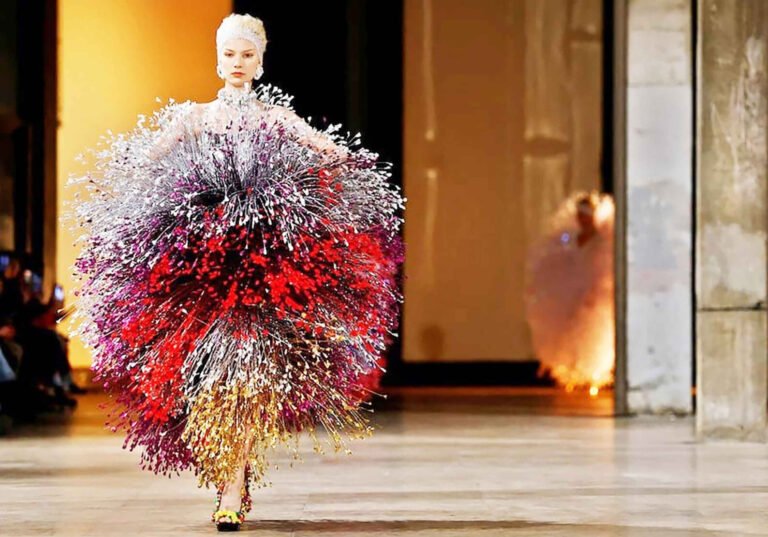 Paris Couture Fashion Week: dates and schedule for fall 2025, invitations